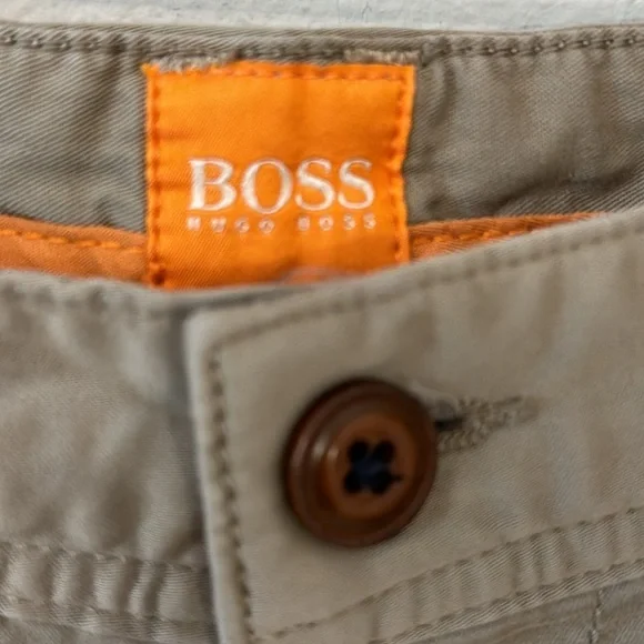 HUGO BOSS Khakis Regular Fit Cropped Flat Front Size 38 - Picture 8 of 12